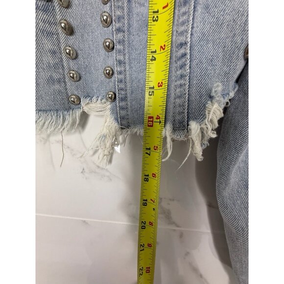 Veveret Women's Baggy Cropped Studded Distressed Denim Jacket Size Small - Picture 5 of 7